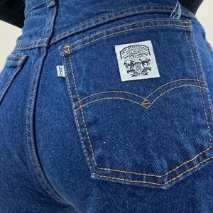 Vintage Levi patch jeans